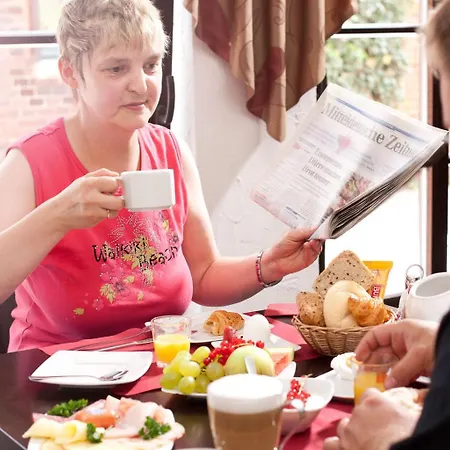 Hotel Hotel-pension Am Schwanenteich 3*