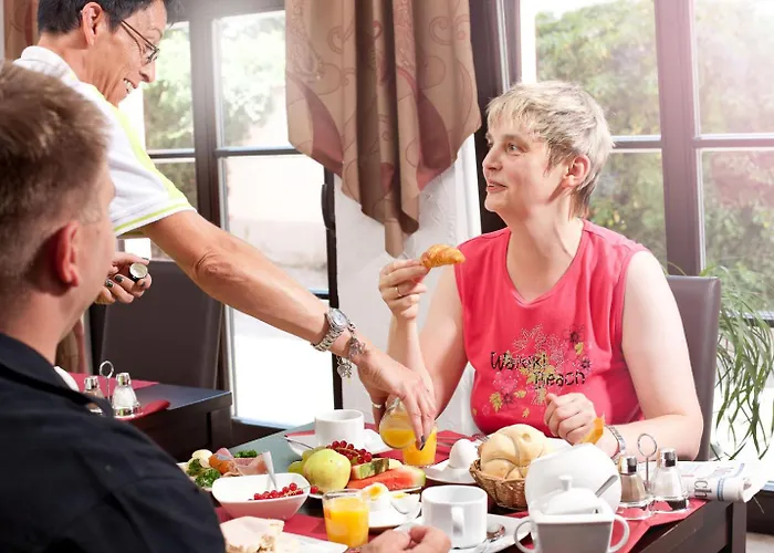 ホテル Hotel-pension Am Schwanenteich 3*