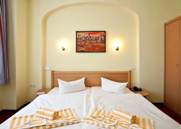 Hotel-pension Am Schwanenteich Hotell