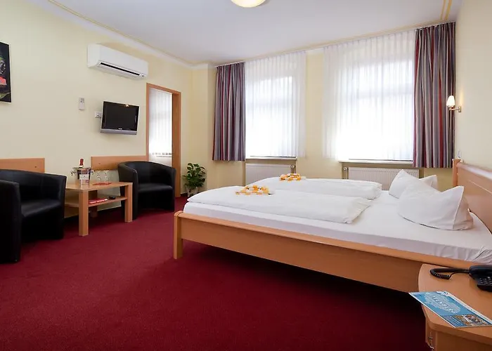 ホテル Hotel-pension Am Schwanenteich